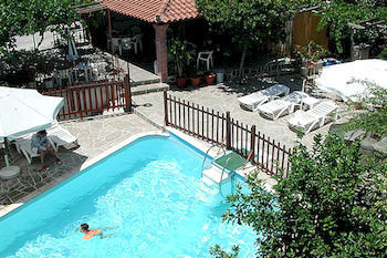 Voula Apartments Aegina Kültér fotó