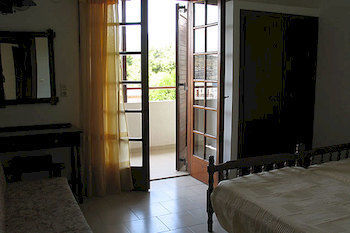 Voula Apartments Aegina Kültér fotó
