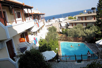 Voula Apartments Aegina Kültér fotó